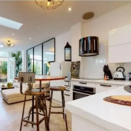 Apartment Magnifique En Rdc Cour Sans Vis A Vis 5mn *