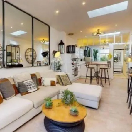 Apartment Magnifique En Rdc Cour Sans Vis A Vis 5mn *
